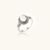 Vintage-style cocktail ring with luminous cat&